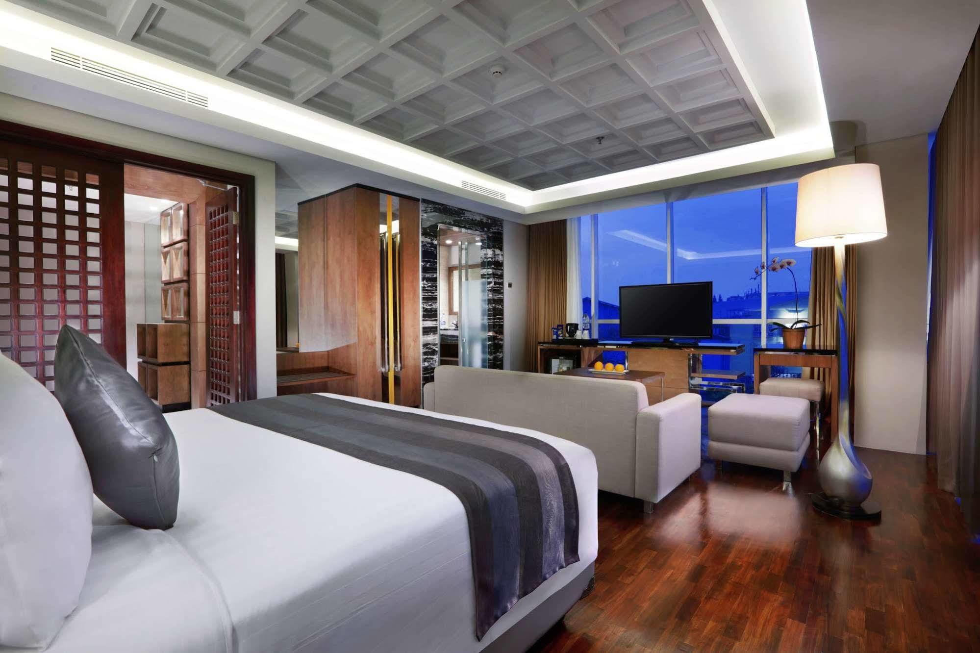 Aston Pasteur Otel Bandung Dış mekan fotoğraf